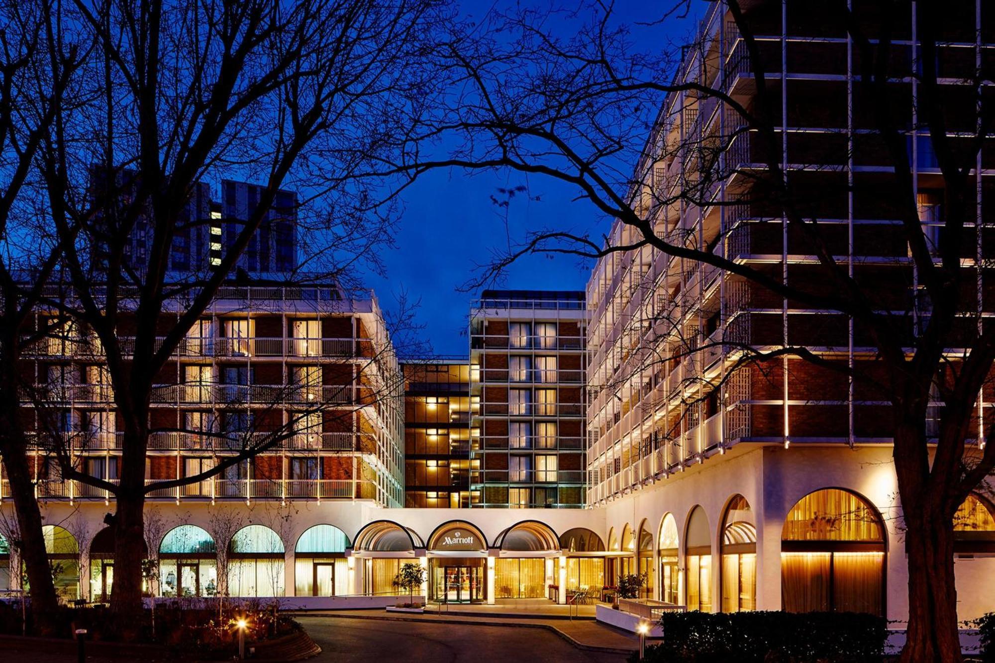 London Marriott Hotel Regents Park Экстерьер фото